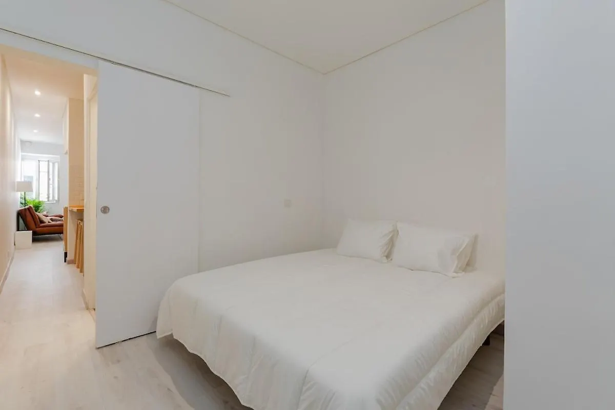 Bica Apartment By Pedro Lisbon