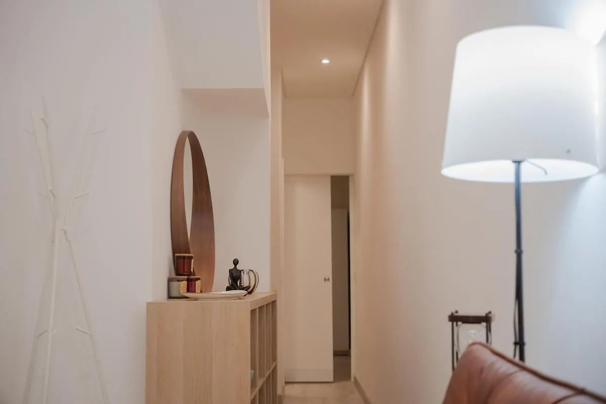 Bica Apartment By Pedro Lisbon