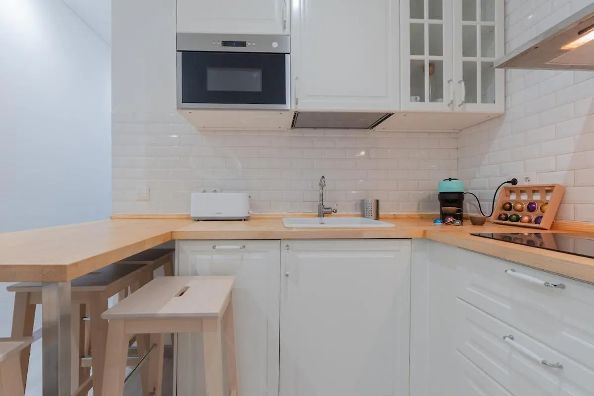 Bica Apartment By Pedro Lisbon