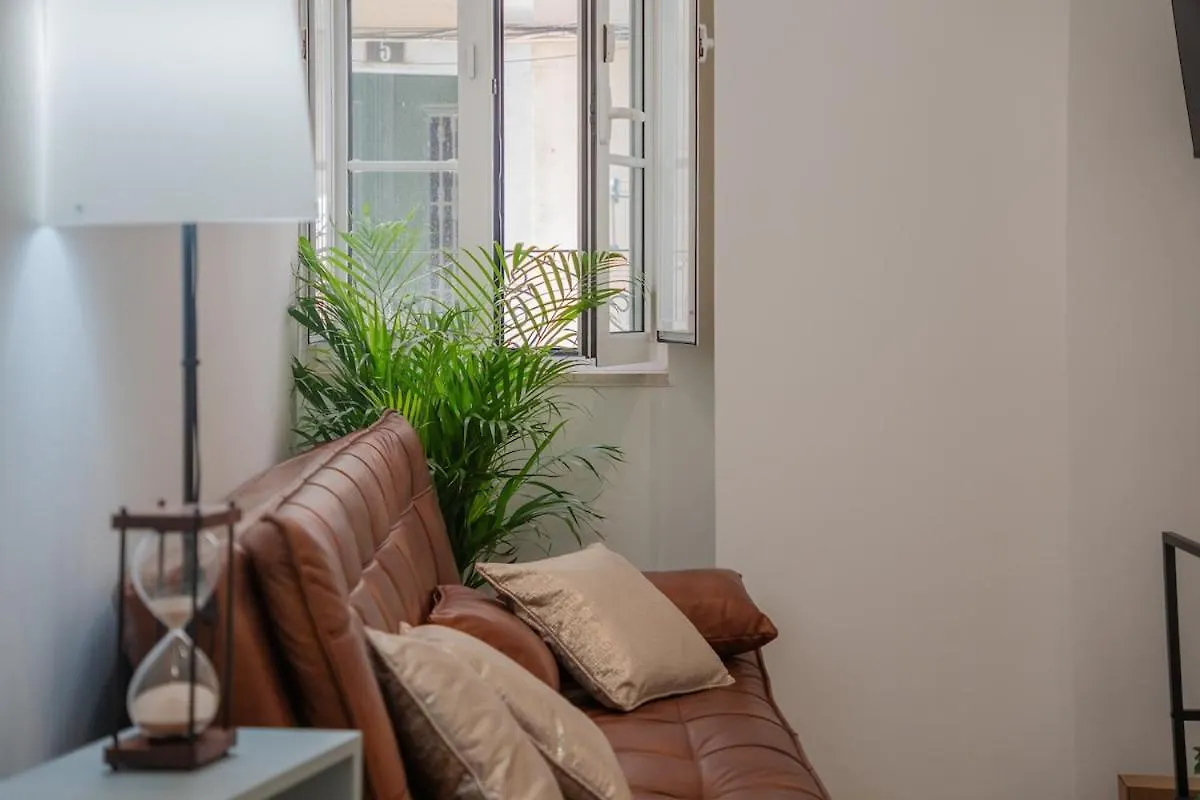 Bica Apartment By Pedro Lisbon 0*,